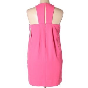 TRINA TURK. NWT Pretty pink party dress. 🎉.